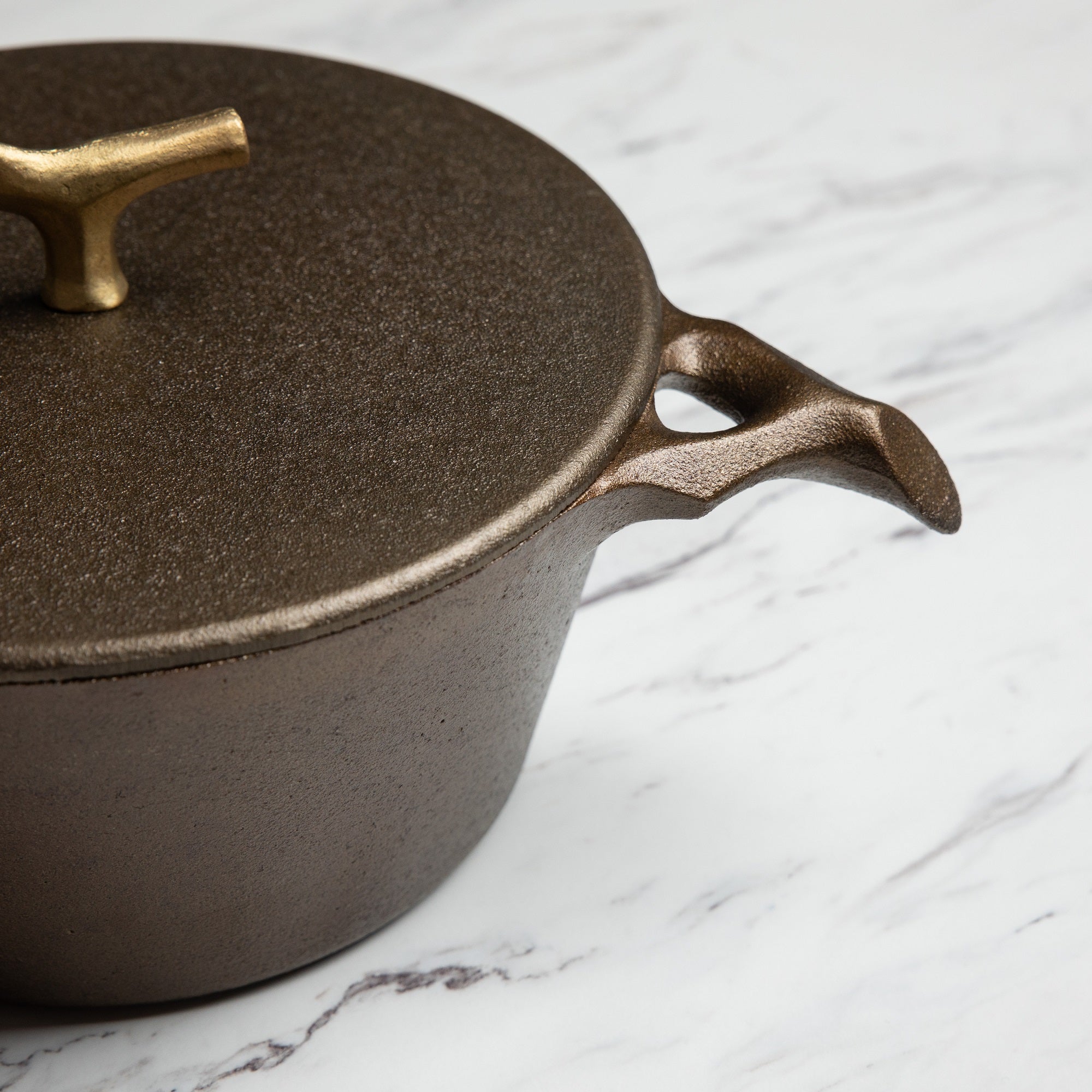 Iron Wood Ranch 3.5-Quart Cast Iron Dutch Oven